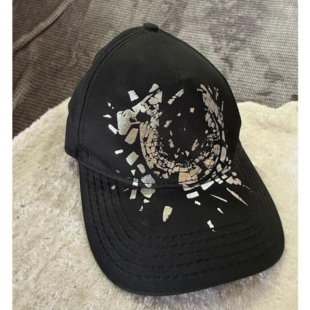 True Religion Black Silver Shattered Horseshoe Logo Baseball Cap Hat Adjustable